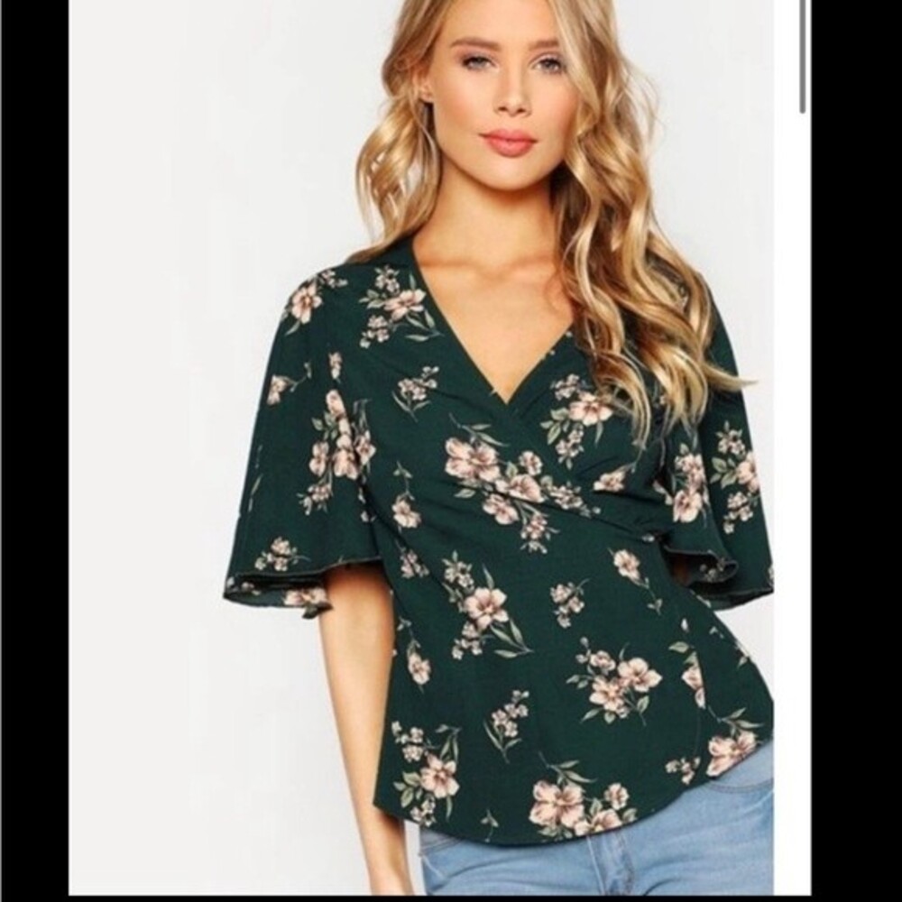 Dark green and mocha floral wrap top size XS